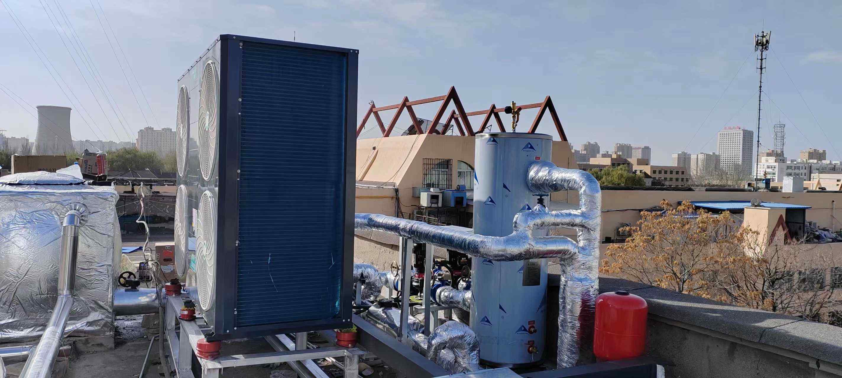 采暖費(fèi)用降低40%，每月節(jié)省2400元！ 哈唯空氣能酒店供暖節(jié)能省電更舒適