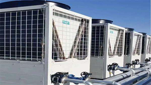 溫暖的選擇：空氣能熱泵熱水工程助力會所建設(shè)