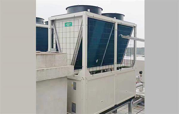 高效供暖從這里開始：空氣能熱泵為賓館解憂