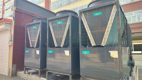 空氣能采暖設(shè)備助推酒店創(chuàng)新，塑造綠色新形象