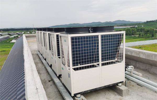 提升工廠競爭力，選擇空氣能熱泵機組，熱水更高效